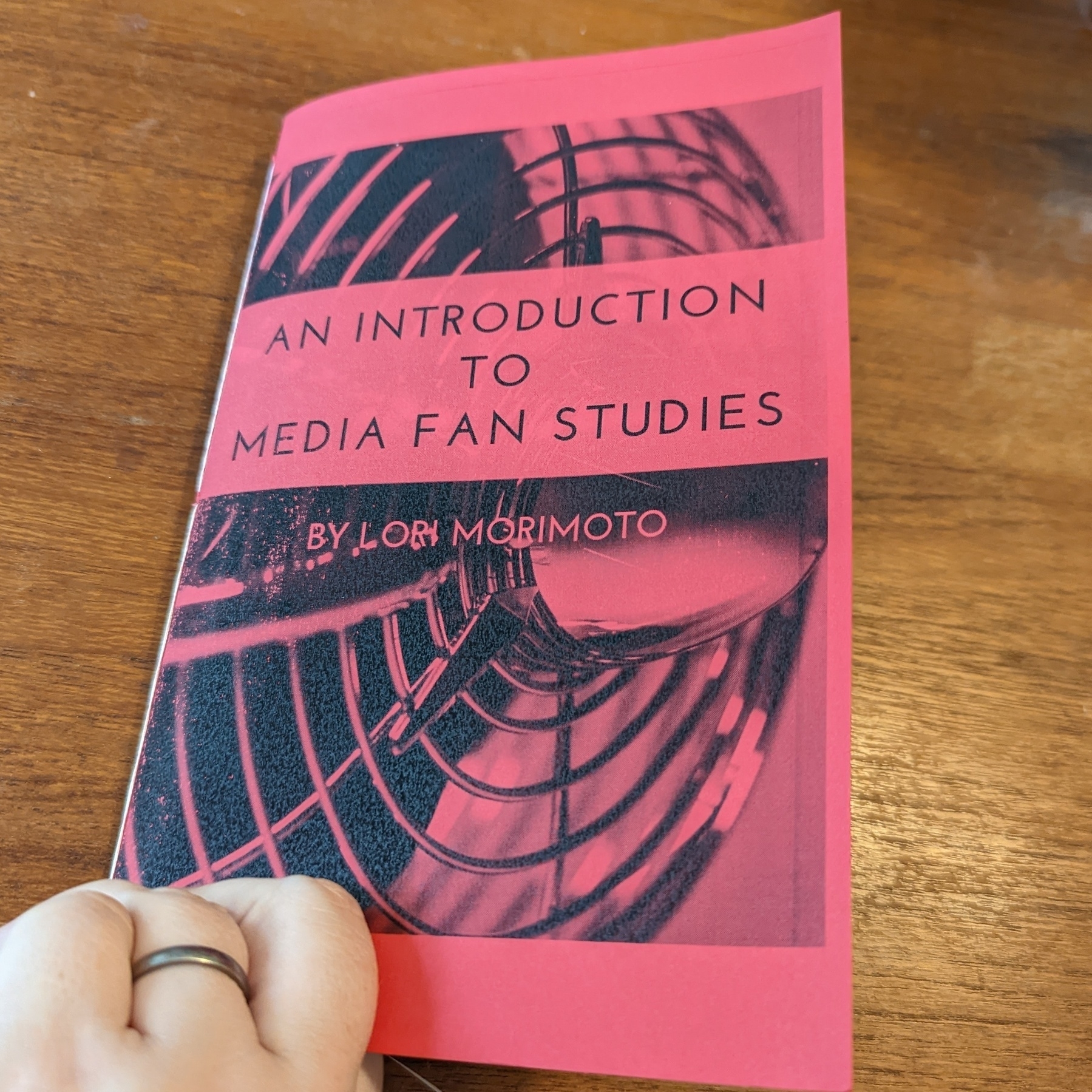 A zine-style book of Lori Morimoto's An Introduction to Media Fan Studies.
